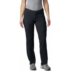 Columbia Women's Just Right Straight Leg Pants