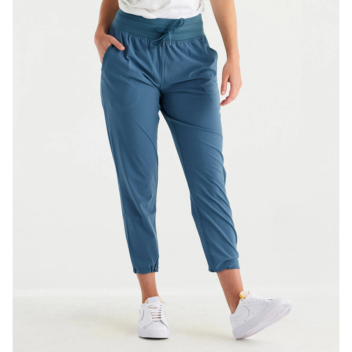 Women's Breeze Cropped Pant 7 Women's Breeze Cropped Pant - Image 5